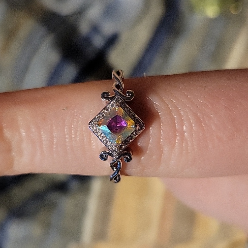 Gorgeous ring